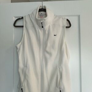 Women’s Vineyard Vines Vest Large